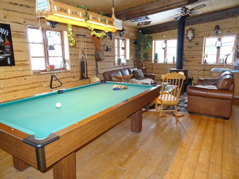 Sun Dance Ranch Bed & Breakfast Eksharad Exterior photo