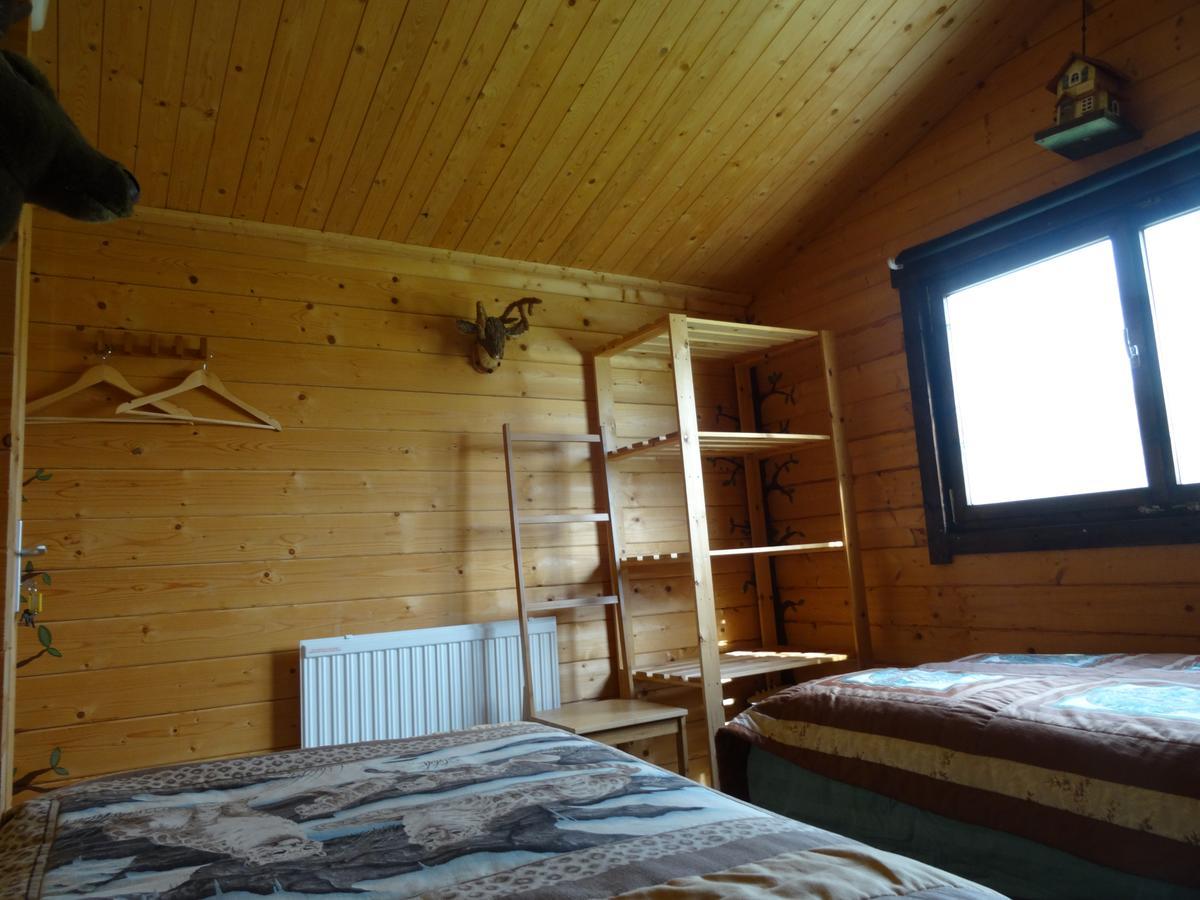 Sun Dance Ranch Bed & Breakfast Eksharad Exterior photo